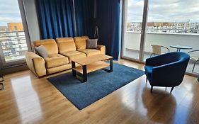 Uroczy apartament -Marine